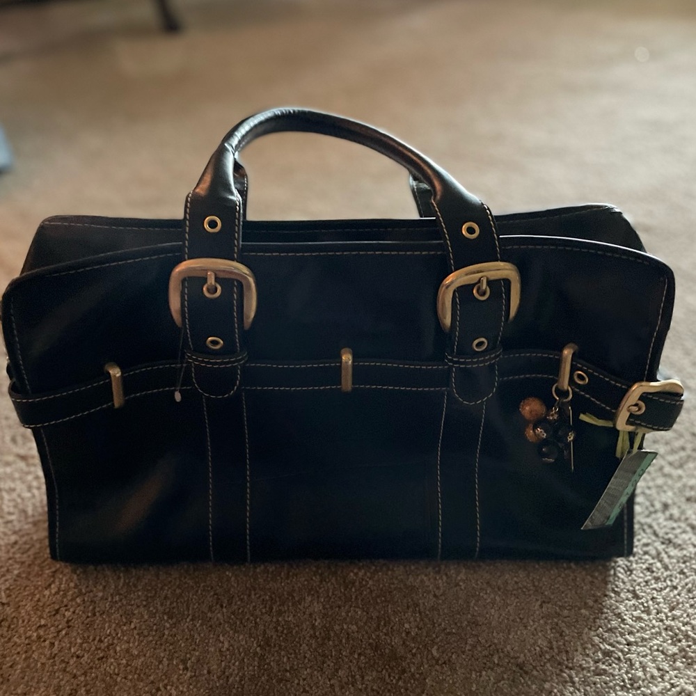 NWT La Chica Chic Blk Leather handbag